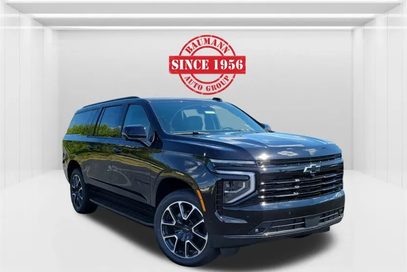 2025 Chevrolet Suburban RST photo 1
