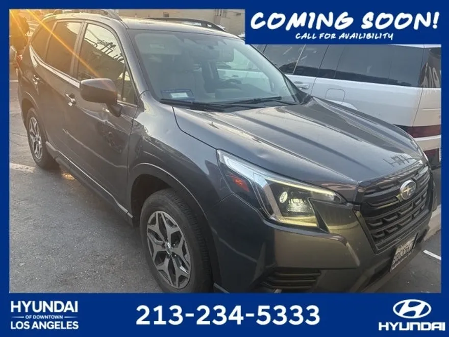 2022 Subaru Forester Premium photo 1