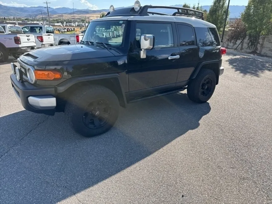 2008 Toyota FJ Cruiser Base photo 1