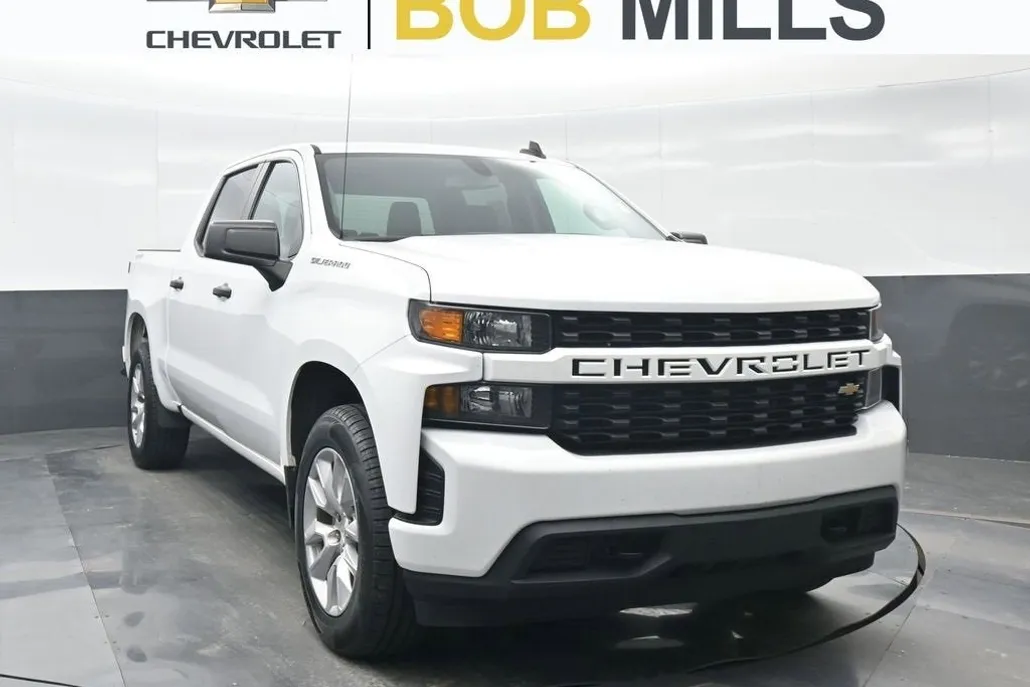 2021 Chevrolet Silverado 1500 Custom photo 1