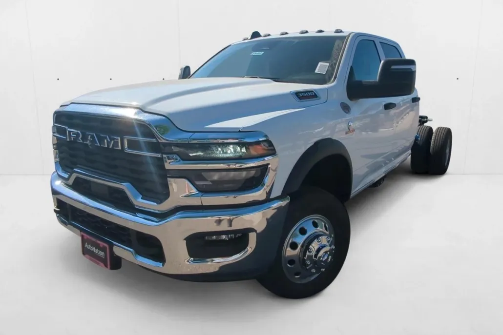 2025 Ram 3500 Tradesman photo 1