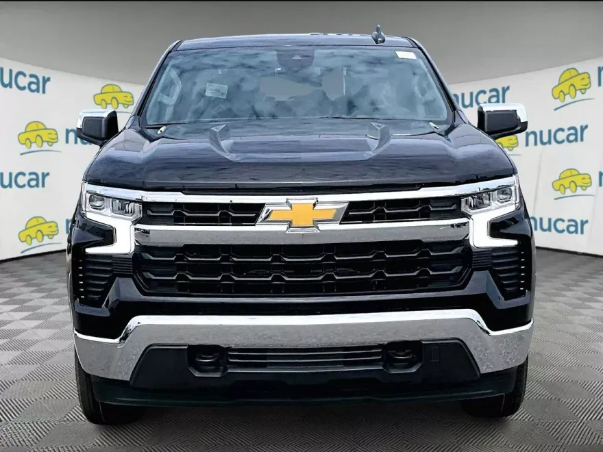 2026 Chevrolet Silverado 1500 LT photo 1