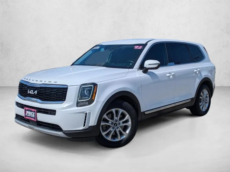 2022 Kia Telluride LX photo 1