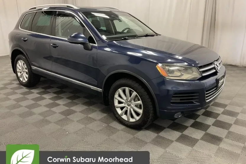 2012 Volkswagen Touareg V6 FSI TDI Hybrid photo 1