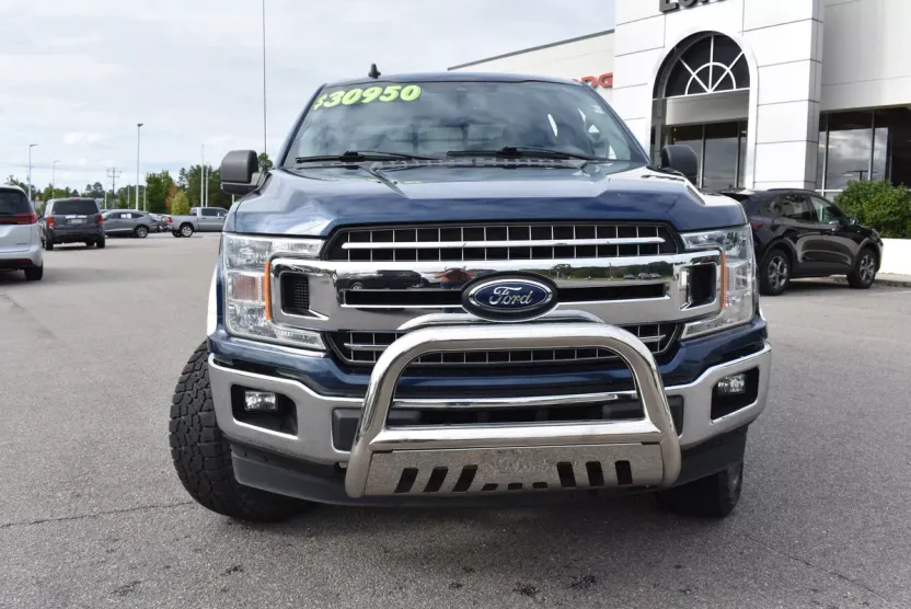 2019 Ford F-150 XLT photo 1