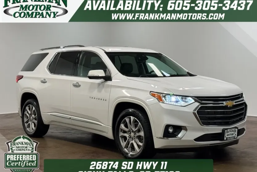 2021 Chevrolet Traverse Premier photo 1