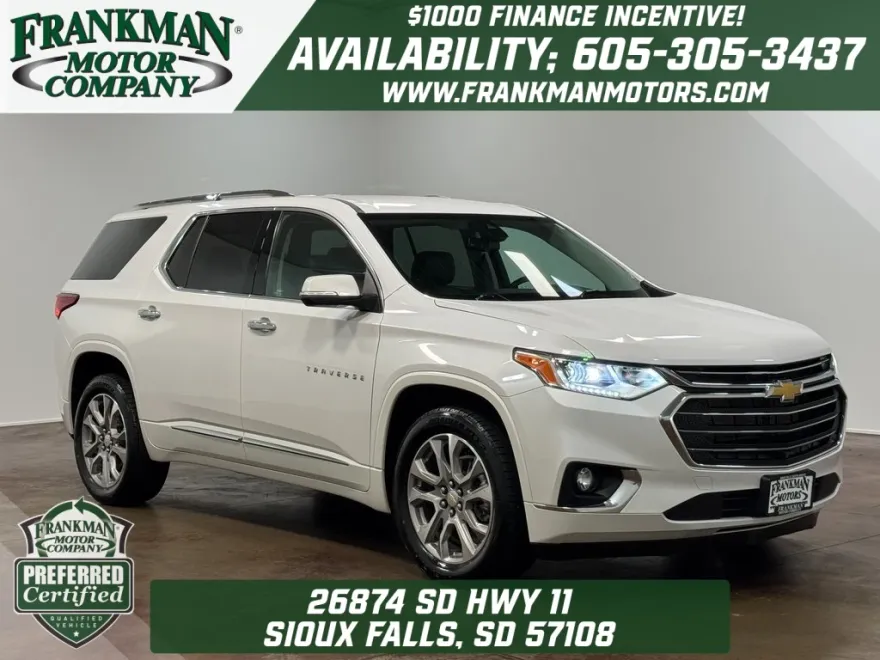 2021 Chevrolet Traverse Premier photo 1