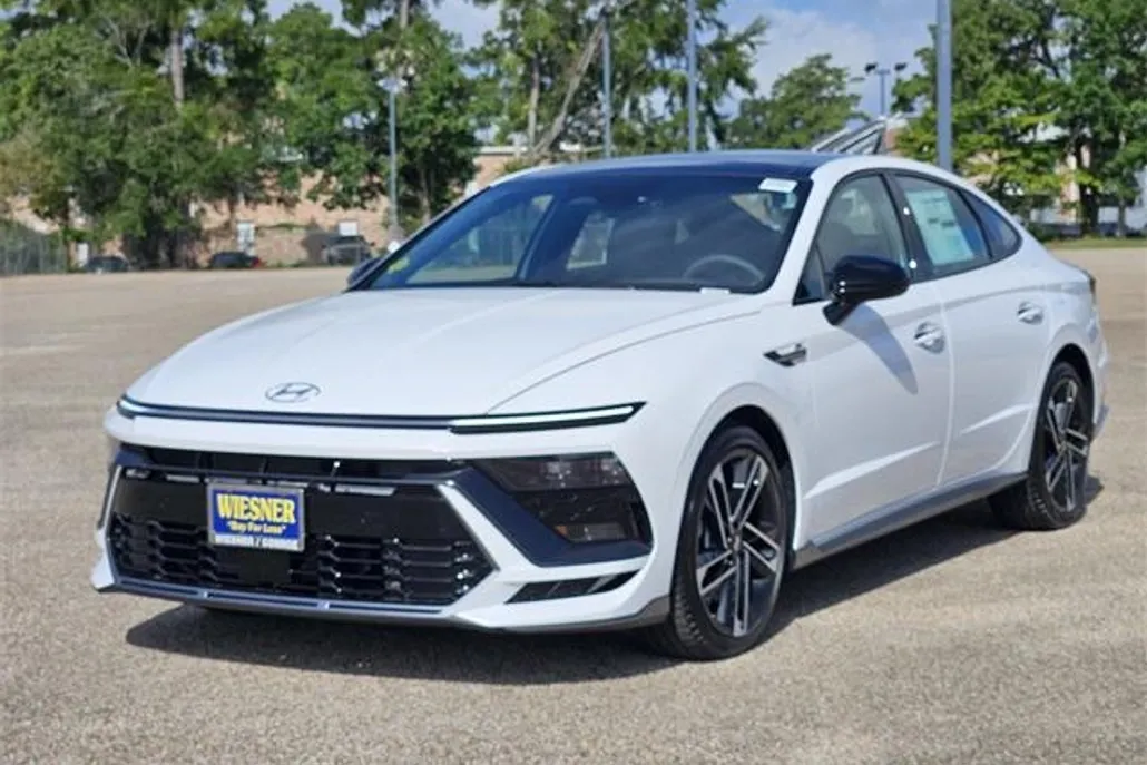 2025 Hyundai Sonata N Line photo 1