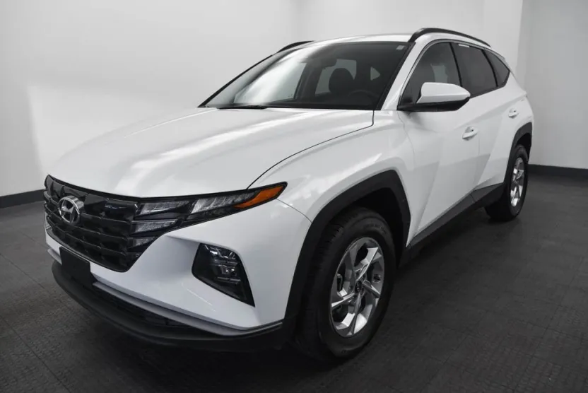 2024 Hyundai Tucson SEL photo 1