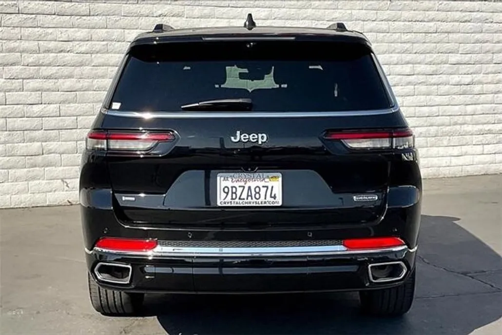 2022 Jeep Grand Cherokee Overland photo 1
