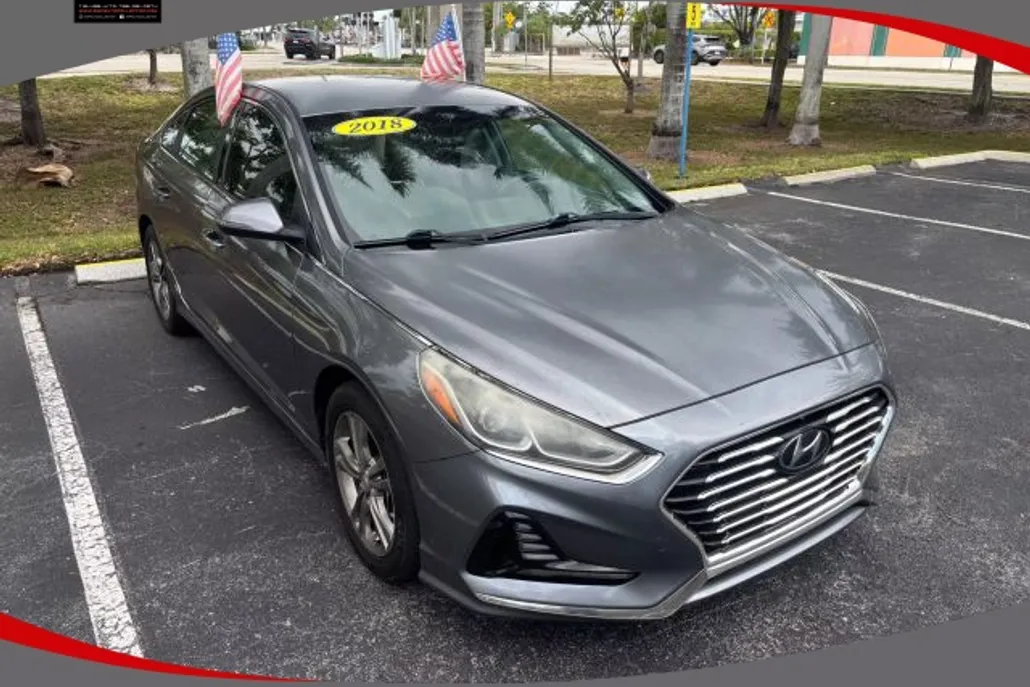 2018 Hyundai Sonata SEL photo 1