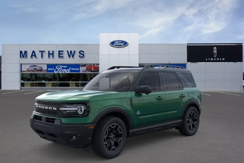 2025 Ford Bronco Sport Outer Banks photo 1