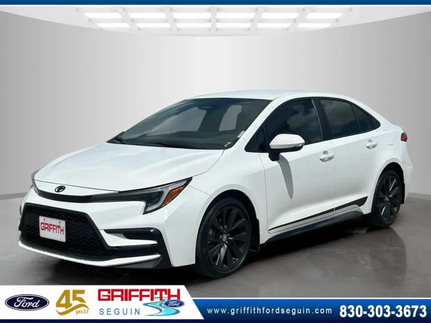 2024 Toyota Corolla SE photo 1