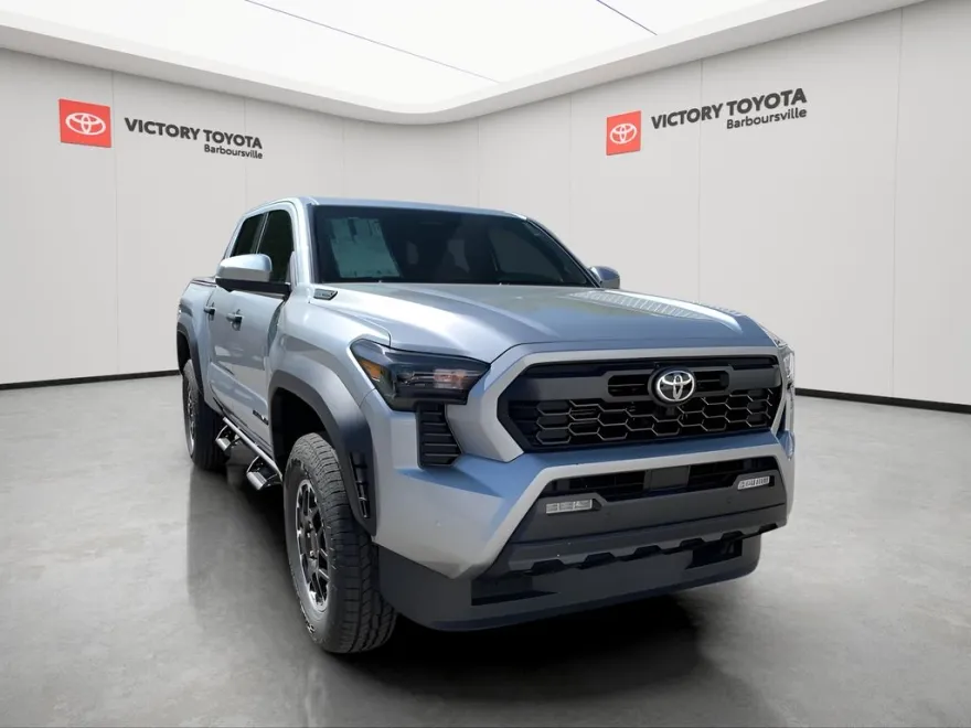 2025 Toyota Tacoma TRD Off-Road 4x4 Double Cab photo 1