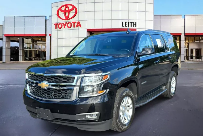 2019 Chevrolet Tahoe LT photo 1