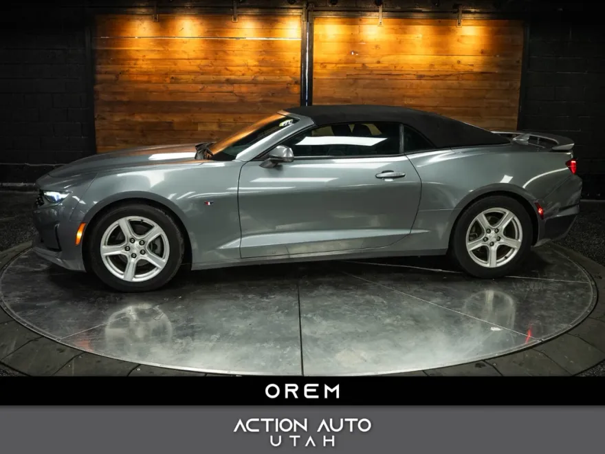 2020 Chevrolet Camaro 1LS 1LT photo 1