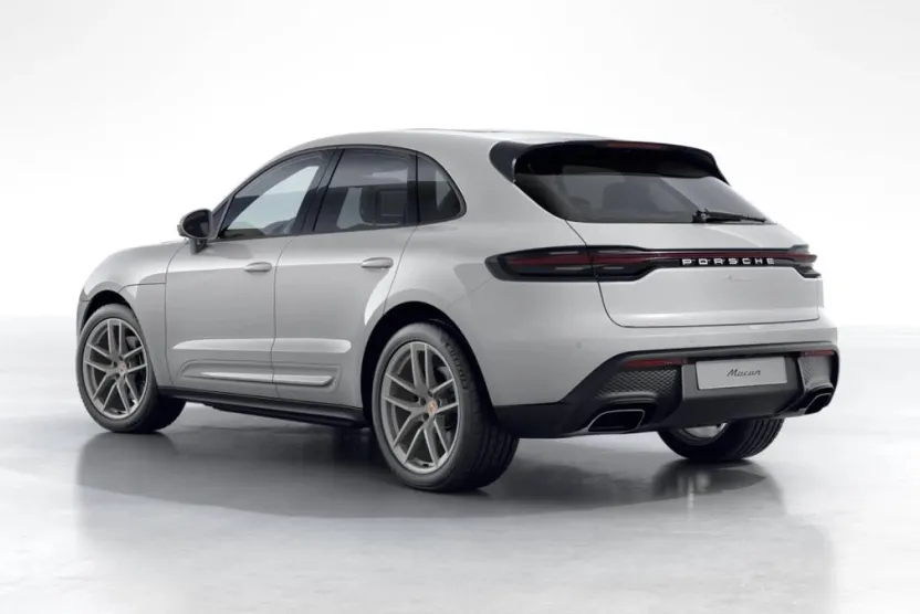 2026 Porsche Macan T photo 1
