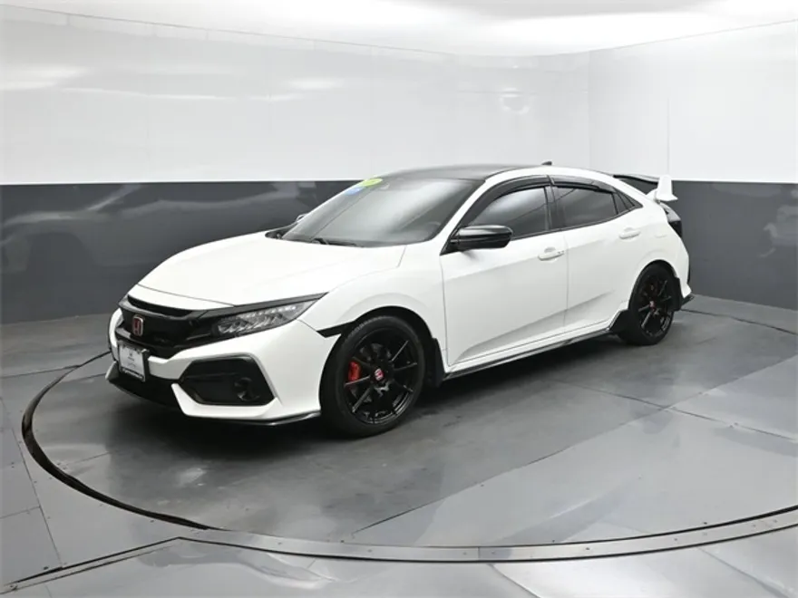 2018 Honda Civic Sport Touring photo 1