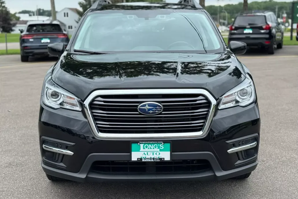 2022 Subaru Ascent Premium photo 1