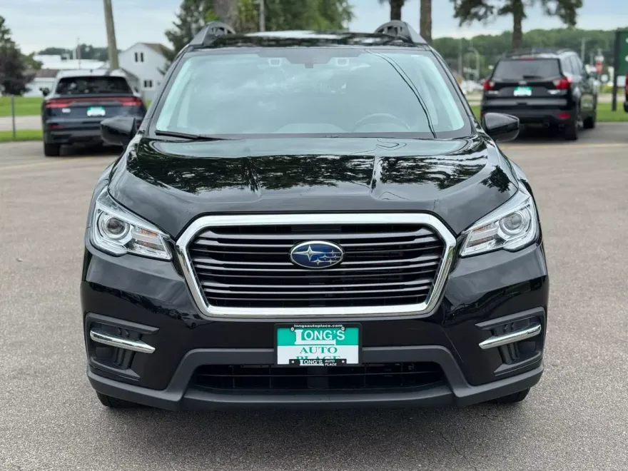 2022 Subaru Ascent Premium photo 1