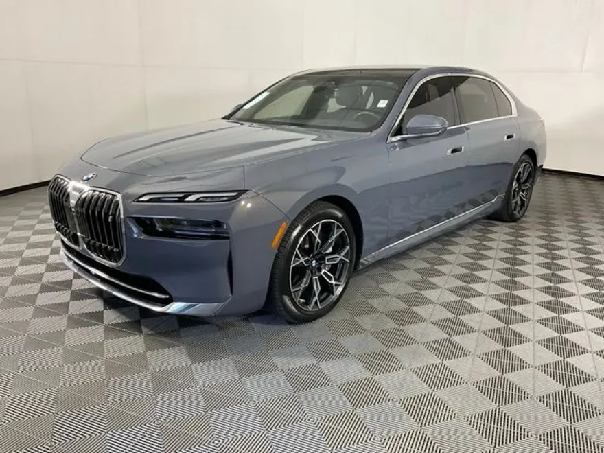 2024 Bmw i7 xDrive60 photo 1