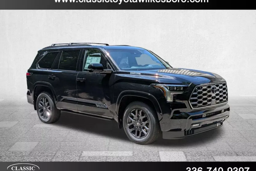 2025 Toyota Sequoia Platinum photo 1