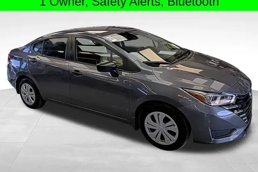 2024 Nissan Versa 1.6 S photo 1