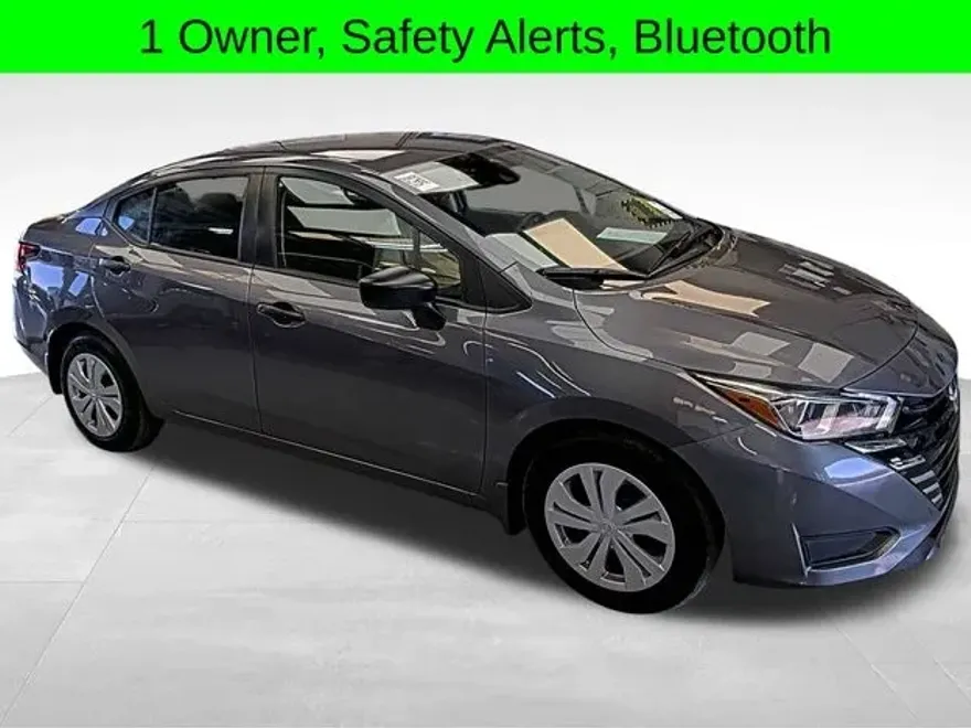 2024 Nissan Versa 1.6 S photo 1
