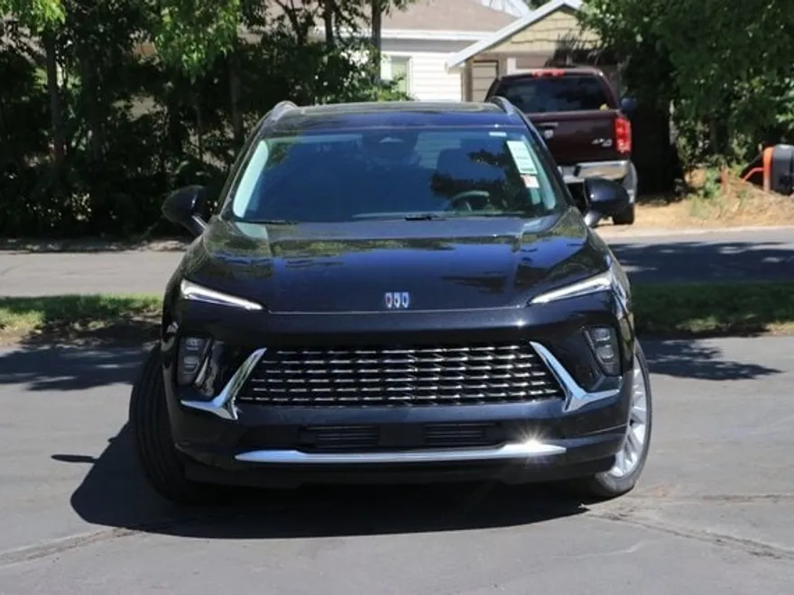 2024 Buick Envision Avenir photo 1