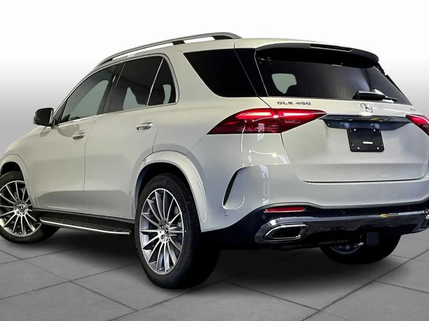 2026 Mercedes Benz GLE 450 4MATIC photo 1