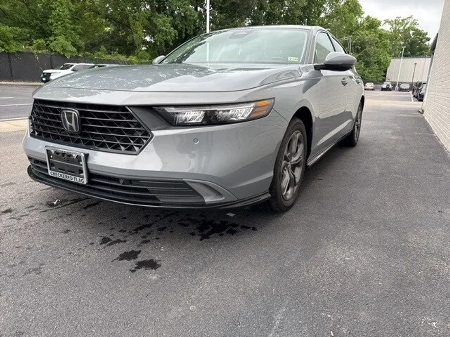 2023 Honda Accord Hybrid EX-L photo 1