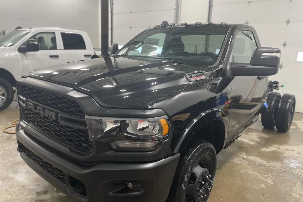 2024 Ram 3500 Tradesman photo 1