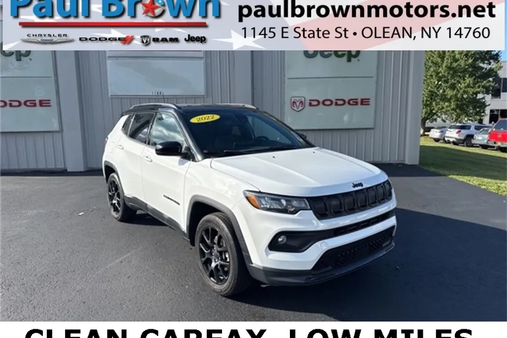 2022 Jeep Compass Latitude photo 1