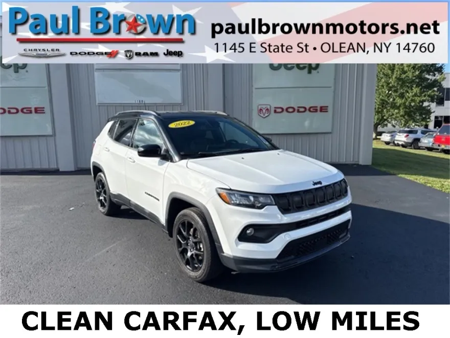 2022 Jeep Compass Latitude photo 1