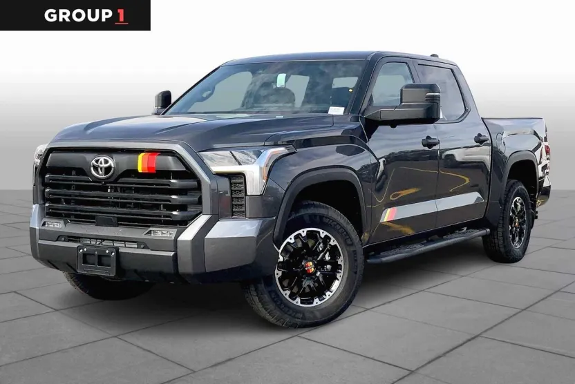 2026 Toyota Tundra SR5 CrewMax photo 1