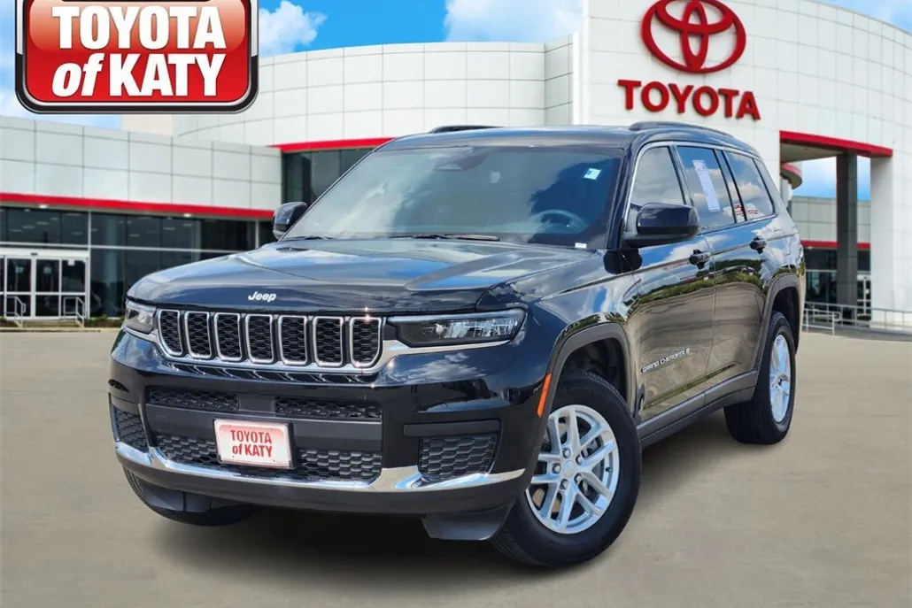 2024 Jeep Grand Cherokee Laredo photo 1