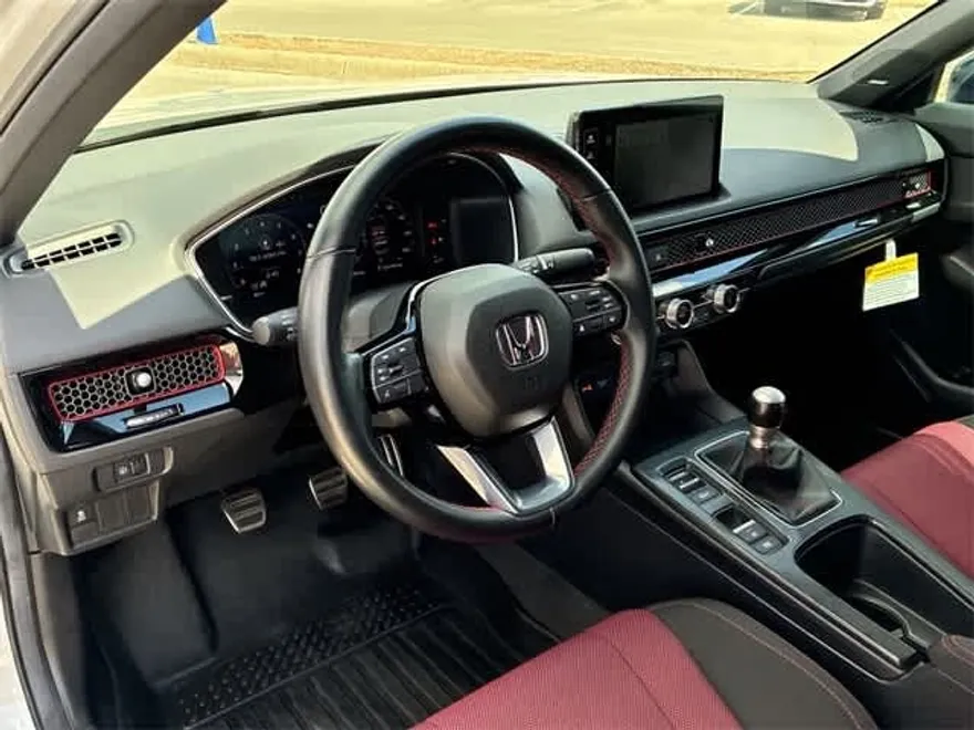 2025 Honda Civic Si photo 1