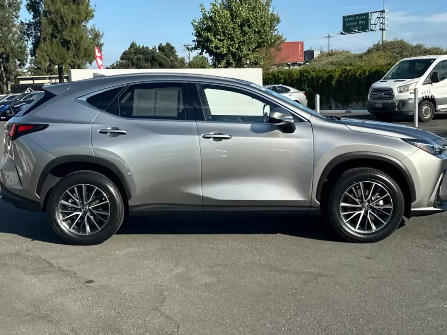 2023 Lexus NX 350 Premium photo 1