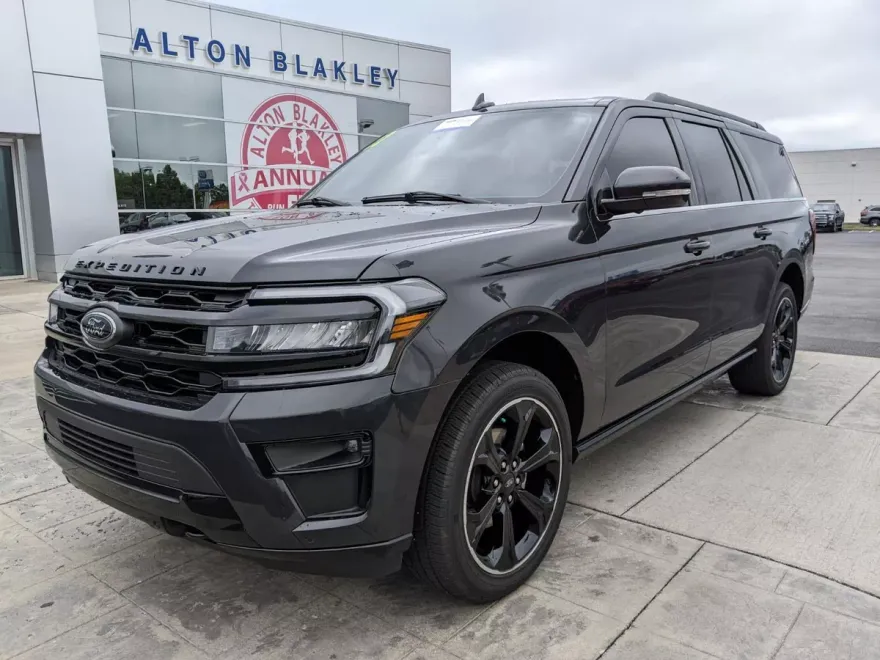 2022 Ford Expedition MAX Limited photo 1
