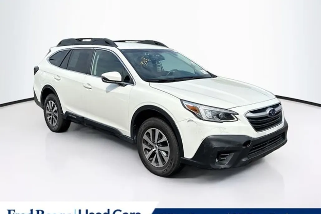 2021 Subaru Outback Premium photo 1