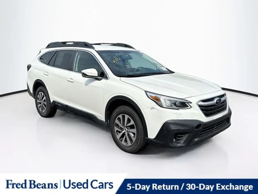 2021 Subaru Outback Premium photo 1