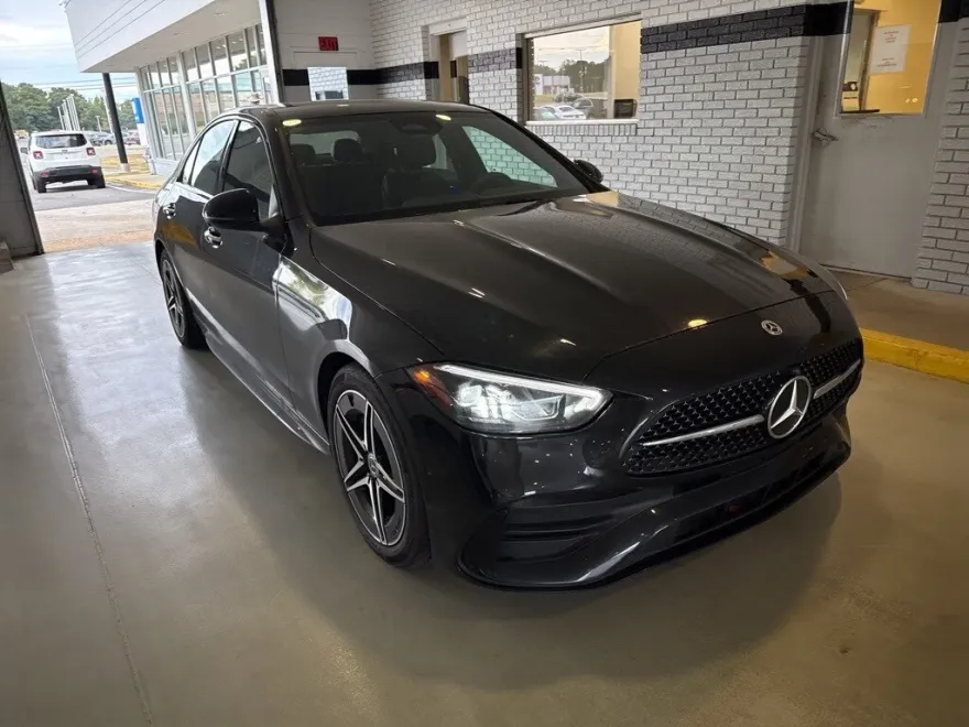 2024 Mercedes Benz C 300 photo 1