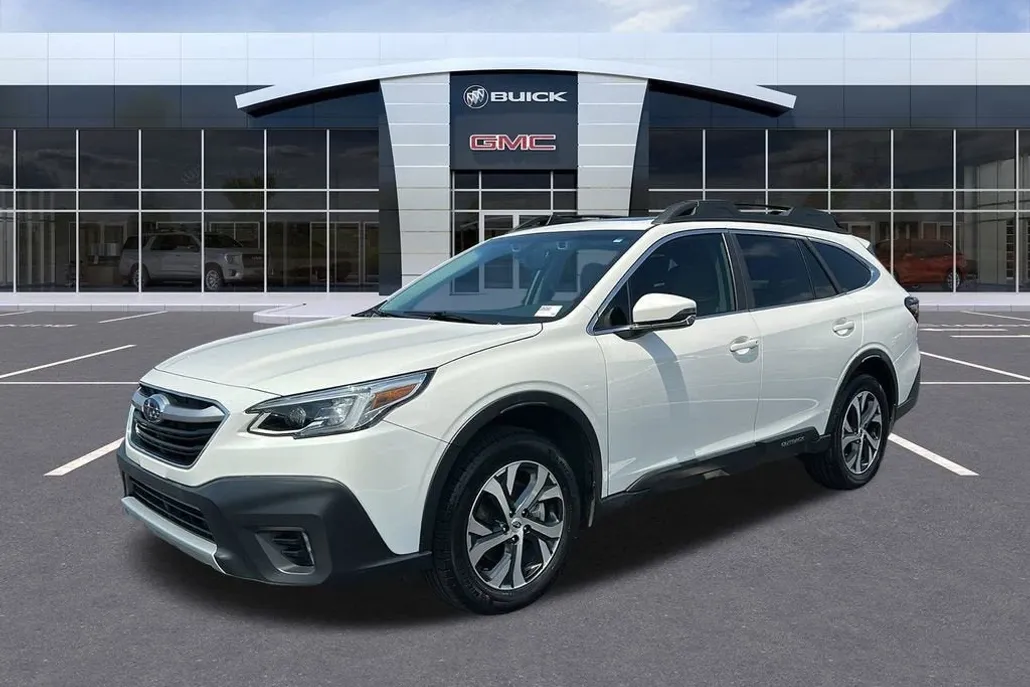 2020 Subaru Outback Limited photo 1
