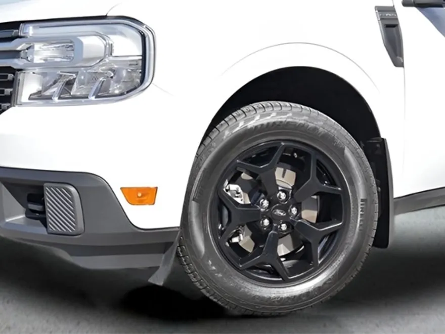 2024 Ford Maverick Lariat photo 1