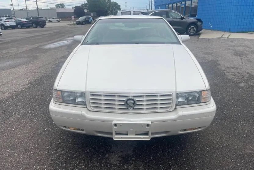 2002 Cadillac Eldorado ETC photo 1