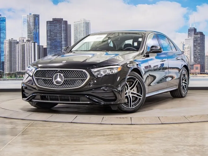 2025 Mercedes Benz E 450 4MATIC photo 1
