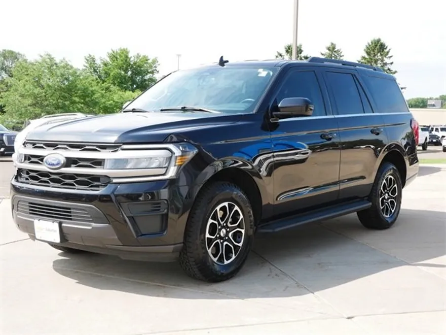 2024 Ford Expedition XLT photo 1