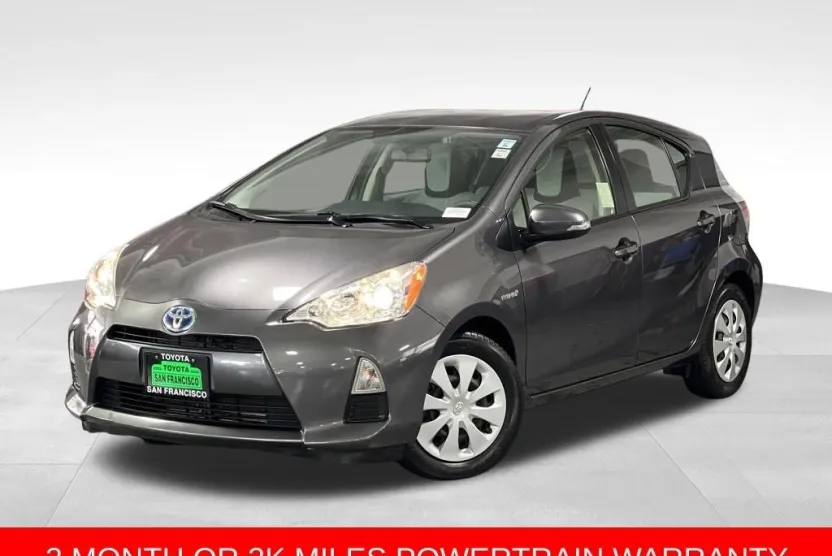 2014 Toyota Prius C One photo 1