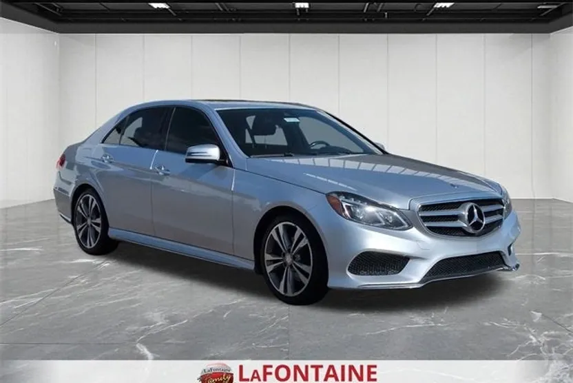 2016 Mercedes Benz E 350 4MATIC photo 1