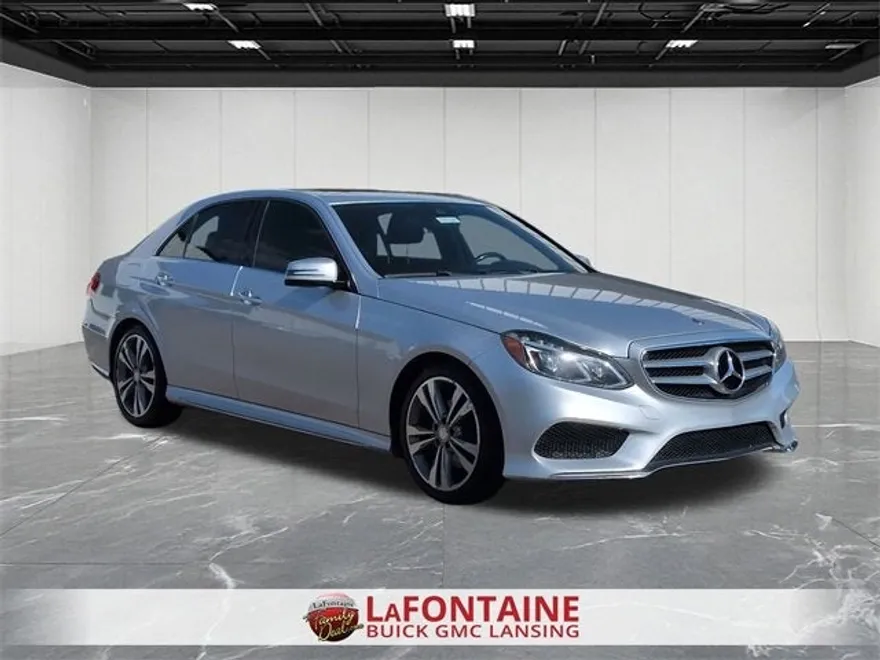 2016 Mercedes Benz E 350 4MATIC photo 1